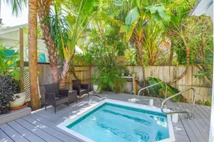 524 White St, Key West, FL 33040 - Photo 4