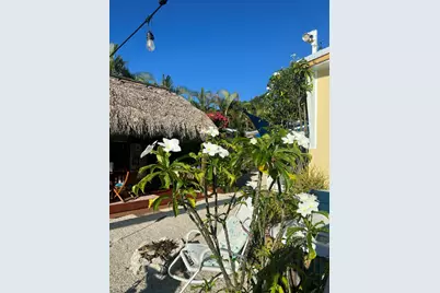 8 Grassy Road, Key Largo, FL 33037 - Photo 12