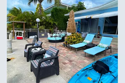 611 8th Street, Key Colony, FL 33051 - Photo 12