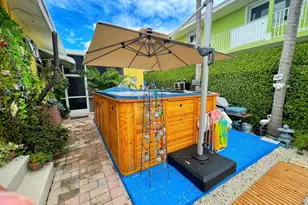 611 8th St, Key Colony, FL 33051 - Photo 4