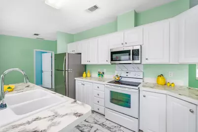 31011 Avenue C, Big Pine Key, FL 33043 - Photo 20