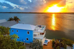 6 Shore Dr, Lower Sugarloaf Key, FL 33040 - Photo 4