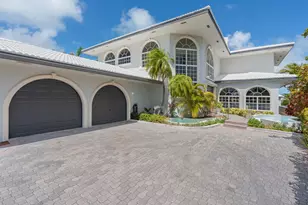 152 N Indies Dr, Duck Key, FL 33050 - Photo 6