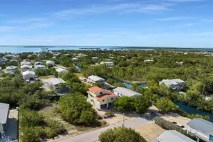 3686 Gulfstream St, Big Pine Key, FL 33043 - Photo 2