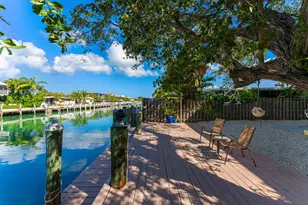 391 10th St, Key Colony, FL 33051 - Photo 42