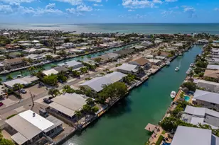 391 10th St, Key Colony, FL 33051 - Photo 48