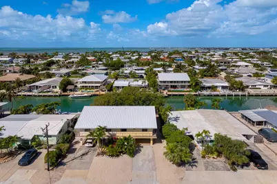 391 10th Street, Key Colony, FL 33051 - Photo 2
