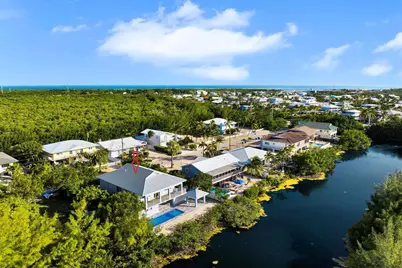 124 Venetian Way, Plantation Key, FL 33036 - Photo 2