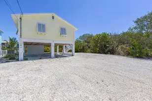 75 Lobstertail Rd, Big Pine Key, FL 33043 - Photo 2