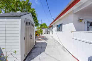1524 5th St, Key West, FL 33040 - Photo 22
