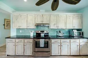 27416 Cayman Ln, Ramrod Key, FL 33042 - Photo 6