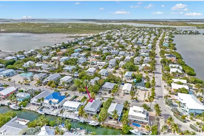 27416 Cayman Lane, Ramrod Key, FL 33042 - Photo 38