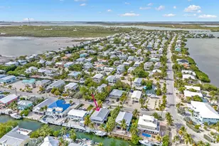 27416 Cayman Ln, Ramrod Key, FL 33042 - Photo 38