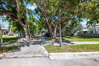 3711 Eagle Avenue, Key West, FL 33040 - Photo 2