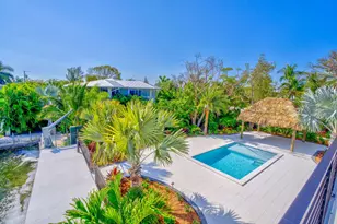 17210 Angelfish Ln, Sugarloaf Key, FL 33042 - Photo 20