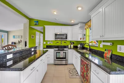 24225 W Caribbean Drive, Summerland Key, FL 33042 - Photo 28