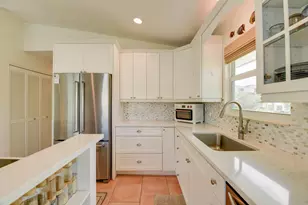637 E Caribbean Dr, Summerland Key, FL 33042 - Photo 12