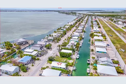 637 E Caribbean Drive, Summerland Key, FL 33042 - Photo 1