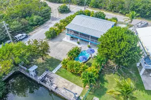 421 Ixora Dr, Big Pine Key, FL 33043 - Photo 2