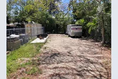 88900 Overseas Highway #C2, Upper Sugarloaf Key, FL 33070 - Photo 2
