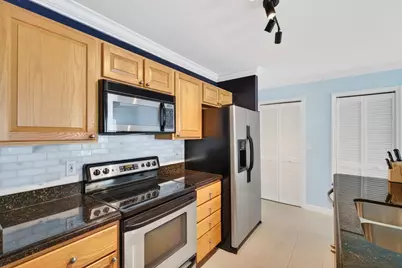 3029 N Roosevelt Boulevard #APT 11, Key West, FL 33040 - Photo 6
