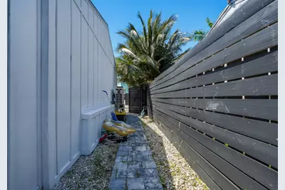 2805 Flagler Avenue, Key West, FL 33040 - Photo 24