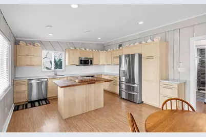 154 Hibiscus Street, Plantation Key, FL 33070 - Photo 2
