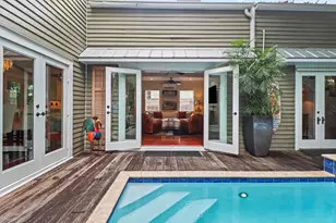 1017 Angela St, Key West, FL 33040 - Photo 32