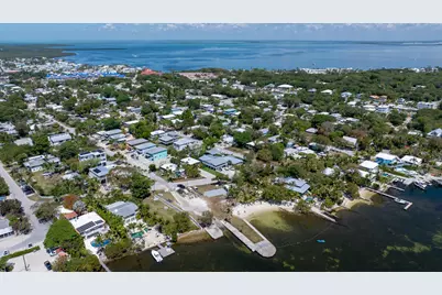 56 SE Marlin Avenue, Key Largo, FL 33037 - Photo 36