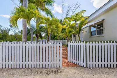 157 Caloosa Street, Plantation Key, FL 33070 - Photo 16