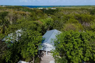 1033 Valencia Rd, Key Largo, FL 33037 - Photo 60