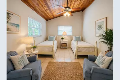 1033 Valencia Road, Key Largo, FL 33037 - Photo 32