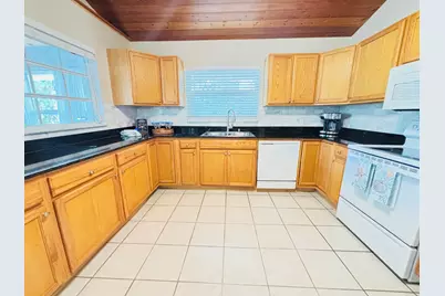 1033 Valencia Road, Key Largo, FL 33037 - Photo 24