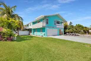 27395 St Lucie Ln, Ramrod Key, FL 33042 - Photo 36