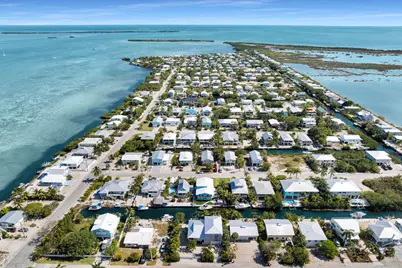 27395 Saint Lucie Lane, Ramrod Key, FL 33042 - Photo 40