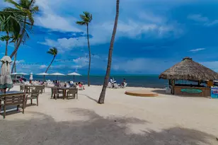 81801 Overseas Hwy, Upper Matecumbe Key Islamorada, FL 33036 - Photo 36