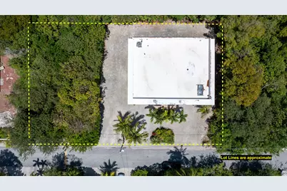 310 North Drive, Plantation Key, FL 33036 - Photo 2