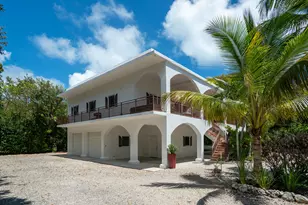 310 North Dr, Plantation Key, FL 33036 - Photo 6