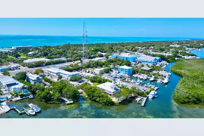 1101 Mastic Street, Upper Sugarloaf Key, FL 33036 - Photo 16
