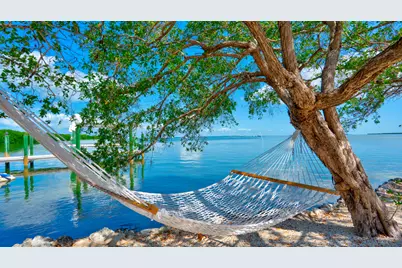 1101 Mastic Street, Upper Matecumbe Key Islamorada, FL 33036 - Photo 2
