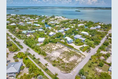 17215 Keystone Road, Sugarloaf Key, FL 33042 - Photo 2