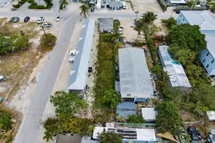 245 41st St, Marathon, FL 33050 - Photo 4