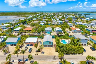 27345 Barbuda Ln, Ramrod Key, FL 33042 - Photo 38