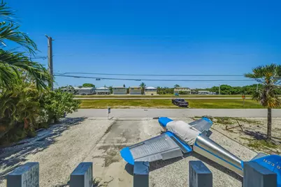 324 S Airport Drive, Summerland Key, FL 33042 - Photo 14
