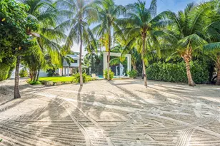 60 Ocean Front Dr, Key Largo, FL 33037 - Photo 70