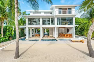 60 Ocean Front Dr, Key Largo, FL 33037 - Photo 2