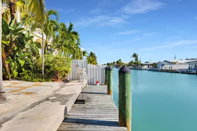 190 10th Street #190, Key Colony, FL 33051 - Photo 4