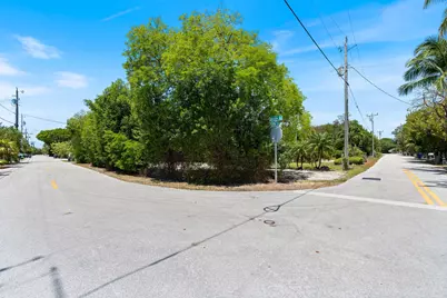 0 Seaside Avenue, Key Largo, FL 33037 - Photo 16