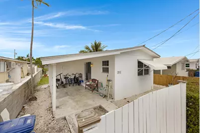 28E 12th Avenue, Stock Island, FL 33040 - Photo 34