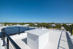 301 Buttonwood Cir, Key Largo, FL 33037 - Photo 28